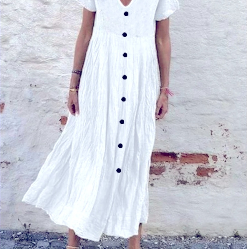 BEAUTIFUL Flowing, Ankle-Length, Classic White Dress XXL